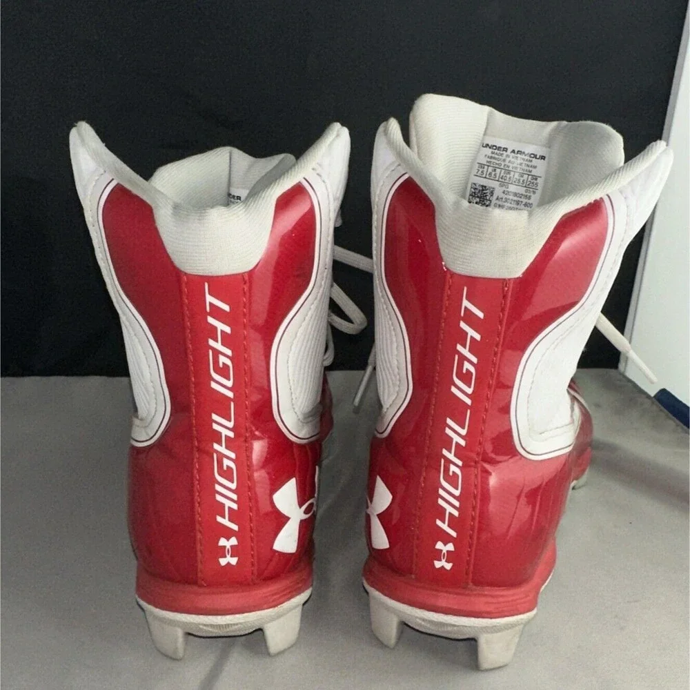 Under Armour Highlight RM MID Football Cleats Style 3021197-600 Sz 7.5 Red/White